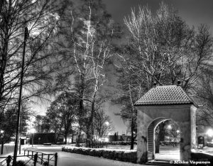 Öistä kaupunkikuvausta