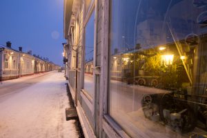 Öistä kaupunkikuvausta